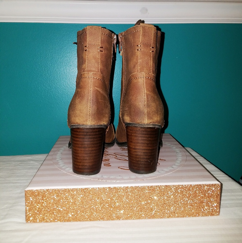 ❌SOLD❌🍁🍃Madden Girl Women's Westmont Combat Boot - Picture 5 of 7